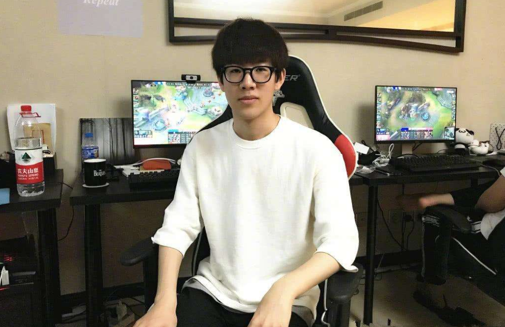以训练标准 以训练标准